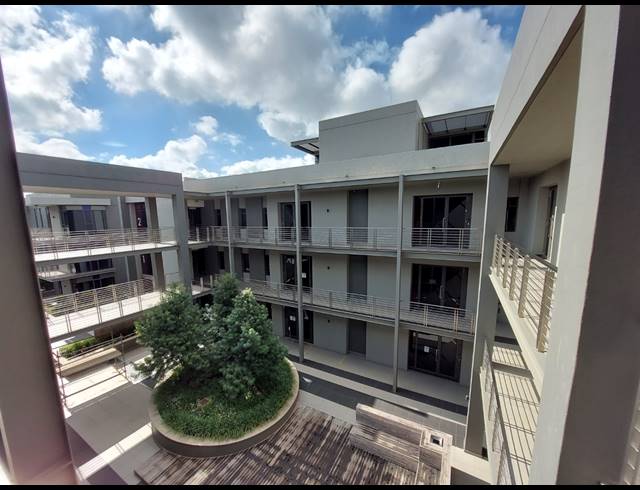 522M² OFFICE TO LET IN BEDFORDVIEW